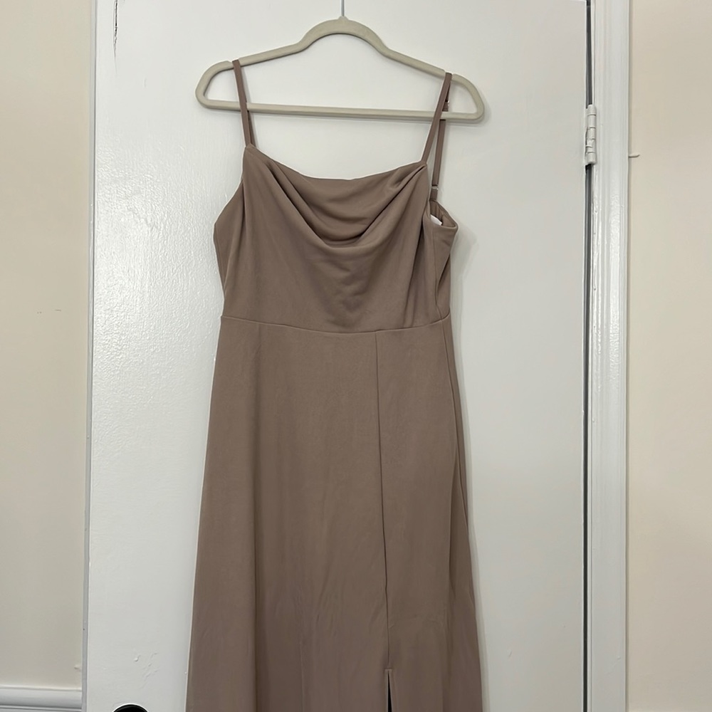 Women’s Taupe gown